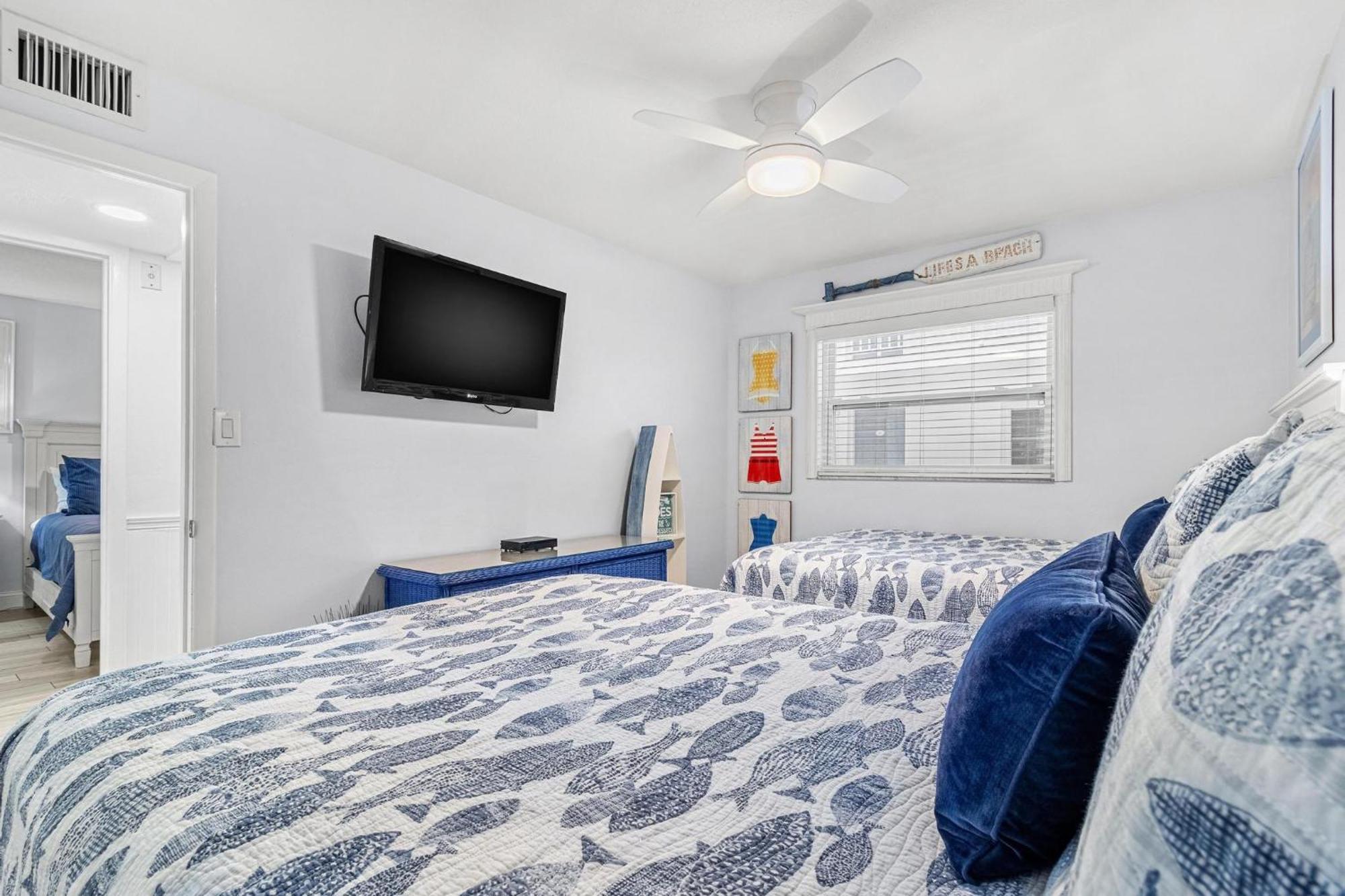 Beach Oasis - No Storm Damage & Guest Ready! Come Enjoy The Heated Pool & Relax At The Beach! Clearwater Beach Zewnętrze zdjęcie