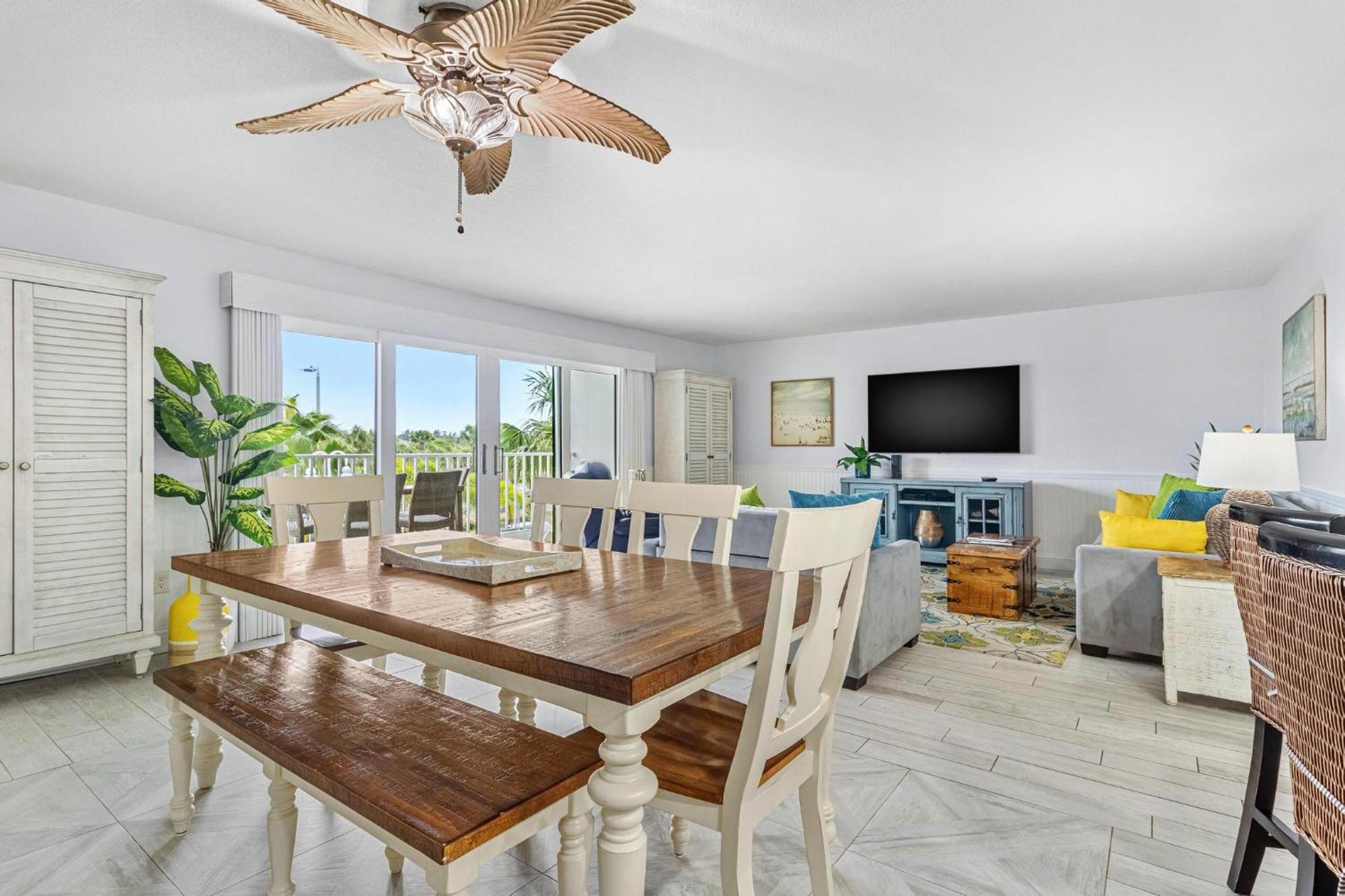 Beach Oasis - No Storm Damage & Guest Ready! Come Enjoy The Heated Pool & Relax At The Beach! Clearwater Beach Zewnętrze zdjęcie